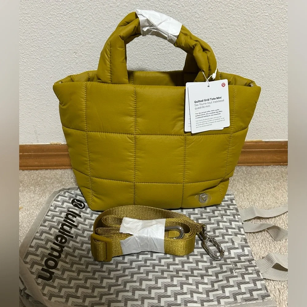 Lululemon Quilted Grid Tote Mini Bag 5L Gilded Yellow OS Athleisure Cloud-Like